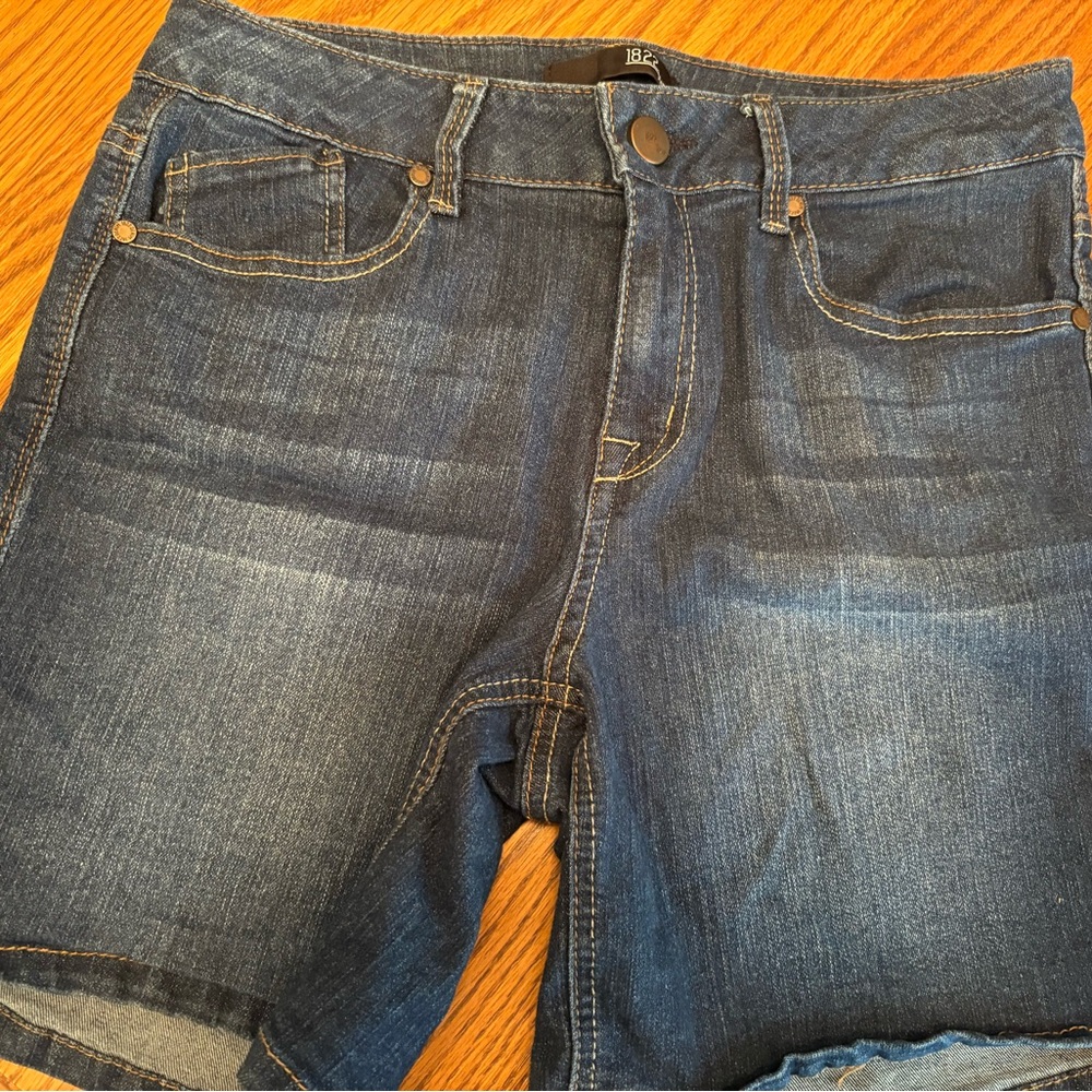 1822 Denim Dark Blue Jean Shorts